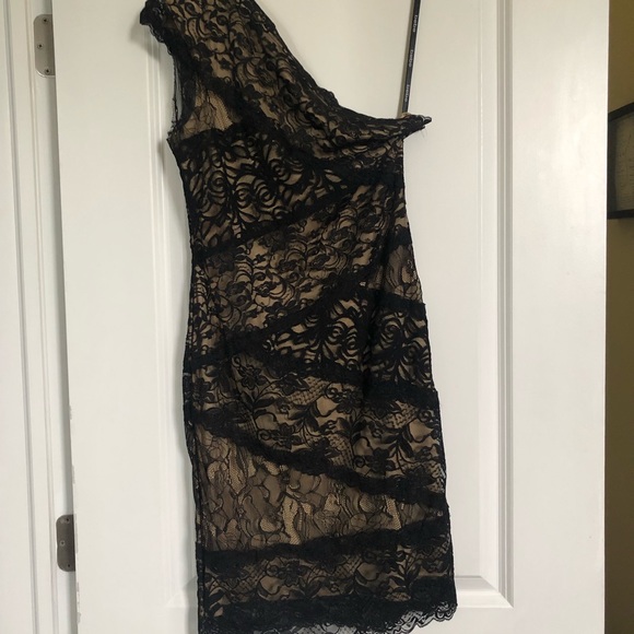 Bebe lace mini dress - Picture 1 of 4